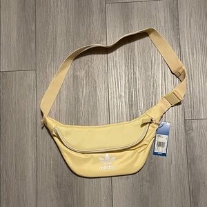Adidas Nylon Men’s Belt Bag / Fanny Pack